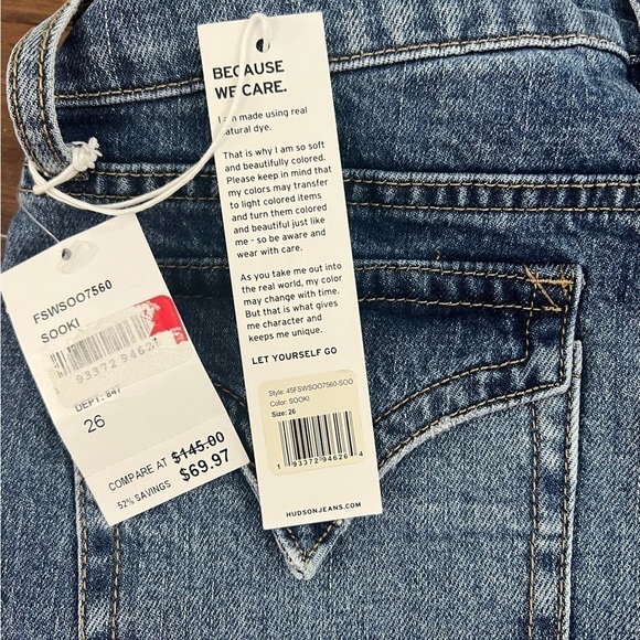 NWT - Hudson Ruby Cuffed Mid-Thigh Shorts - Size 26 - Picture 10 of 10